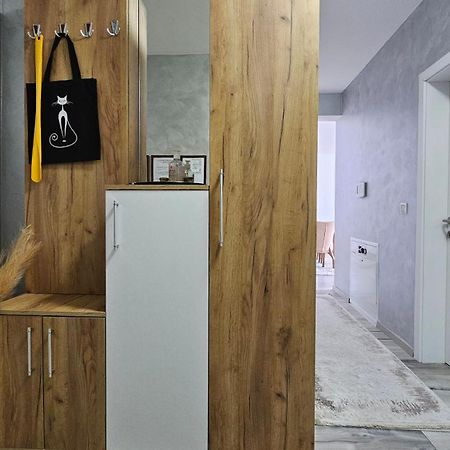 Cozy Apartment - 2 Bedrooms In The Best City Area. Урошевац Экстерьер фото