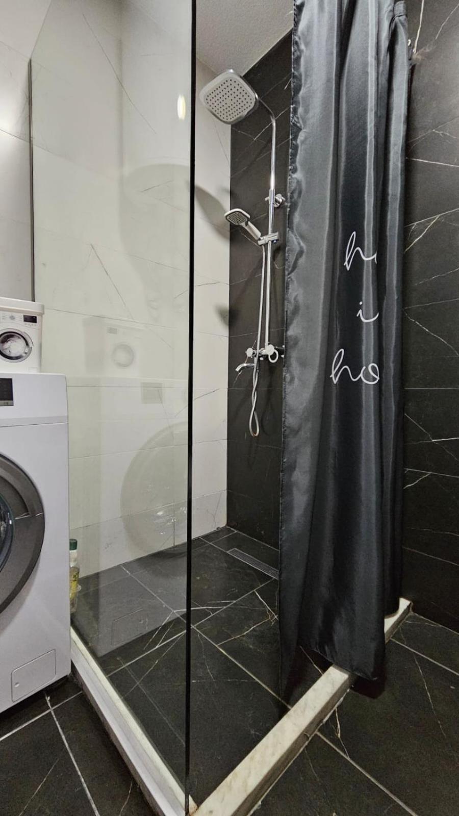 Cozy Apartment - 2 Bedrooms In The Best City Area. Урошевац Экстерьер фото