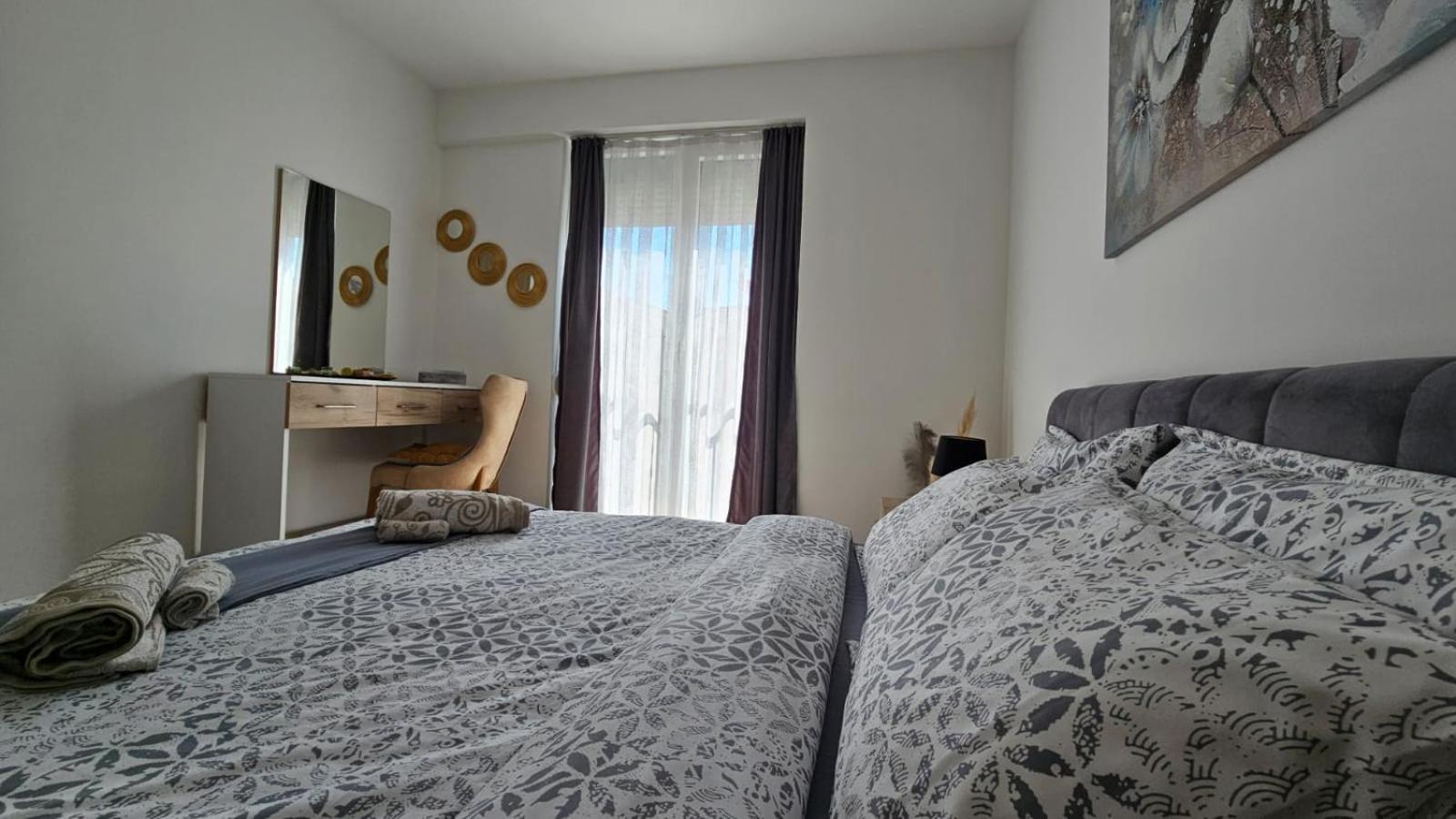 Cozy Apartment - 2 Bedrooms In The Best City Area. Урошевац Экстерьер фото