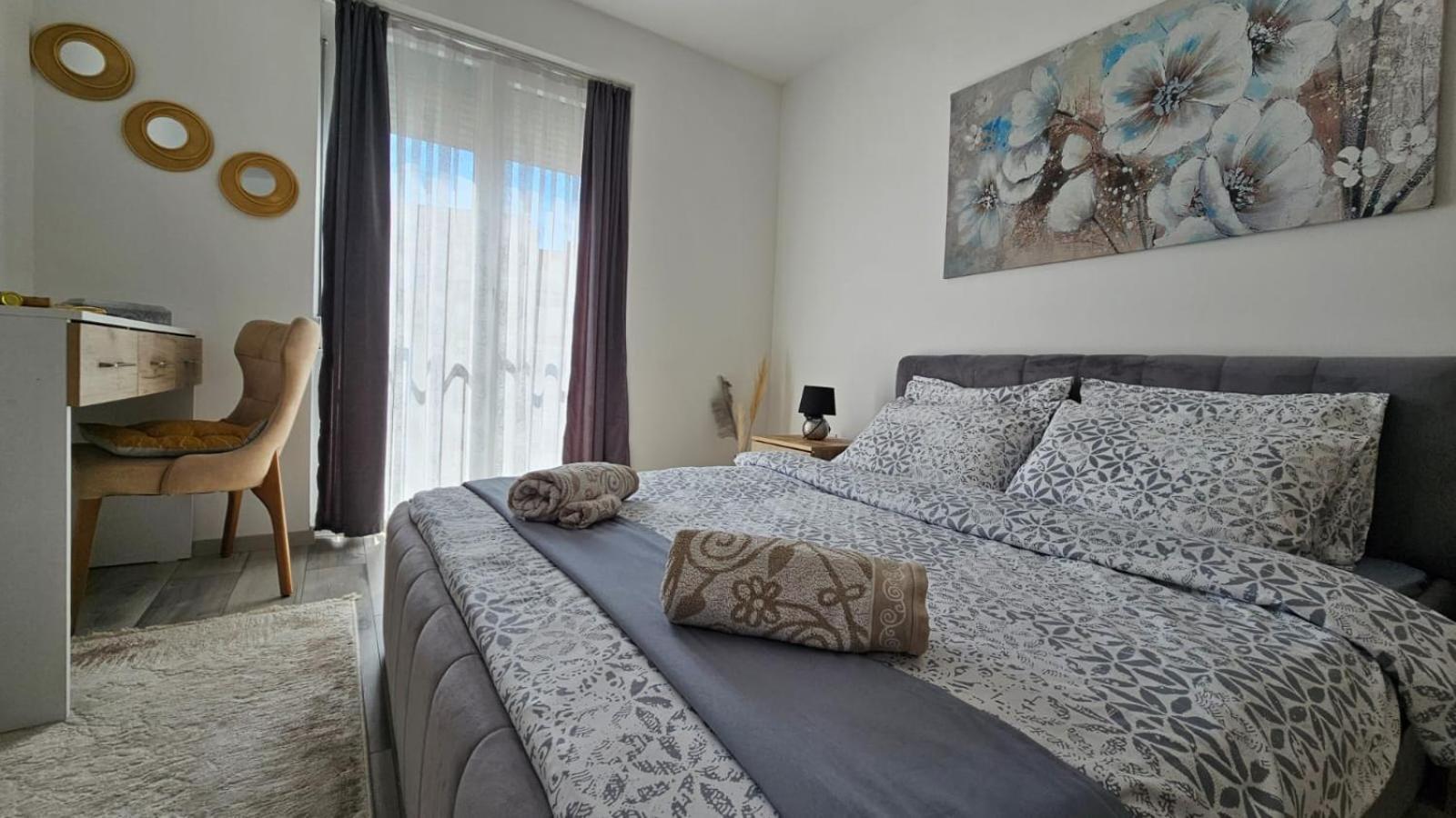 Cozy Apartment - 2 Bedrooms In The Best City Area. Урошевац Экстерьер фото